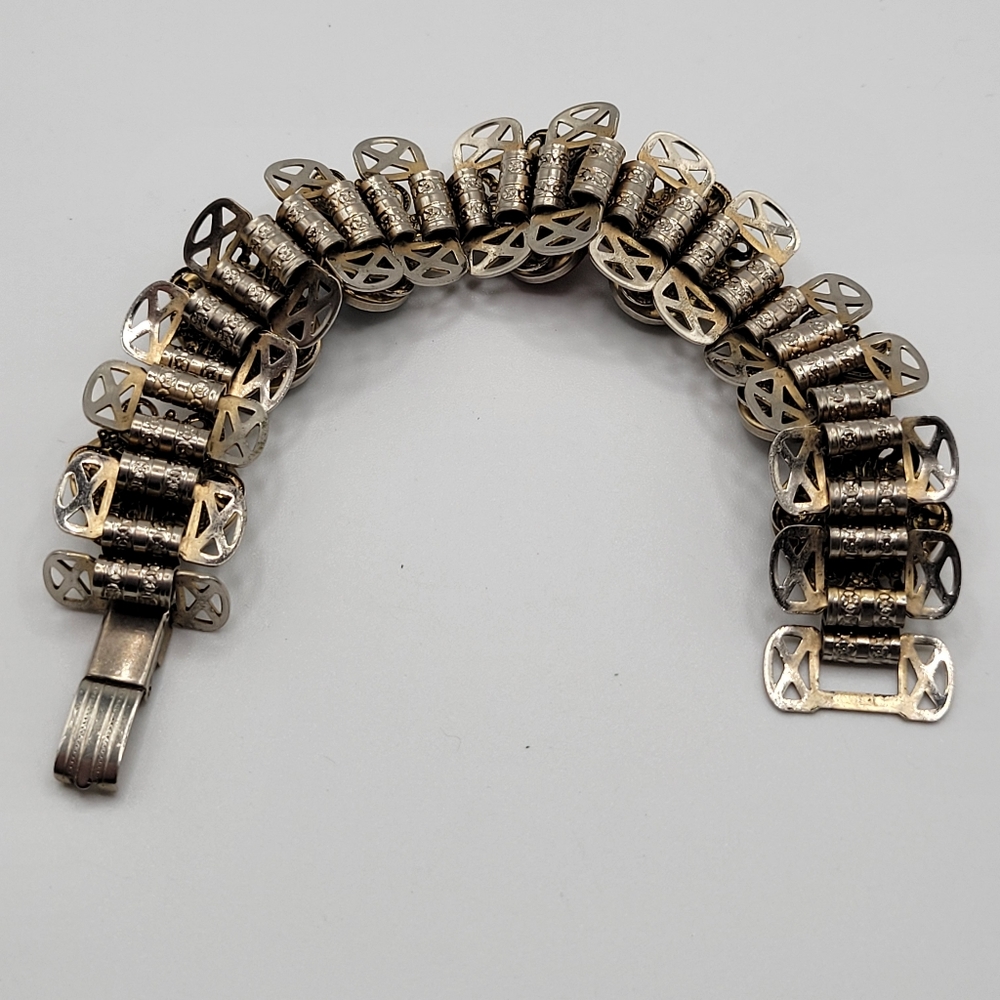 VTG Moroccan Style Multicolored Carved Cabochons Bracelet, Book Chain, Unsigned - Picture 2 of 7